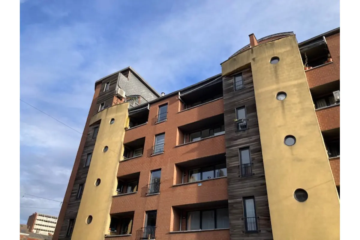 Appartement à vendre à Charleroi 6000 158000.00€ 2 chambres 107.00m² - annonce 649208