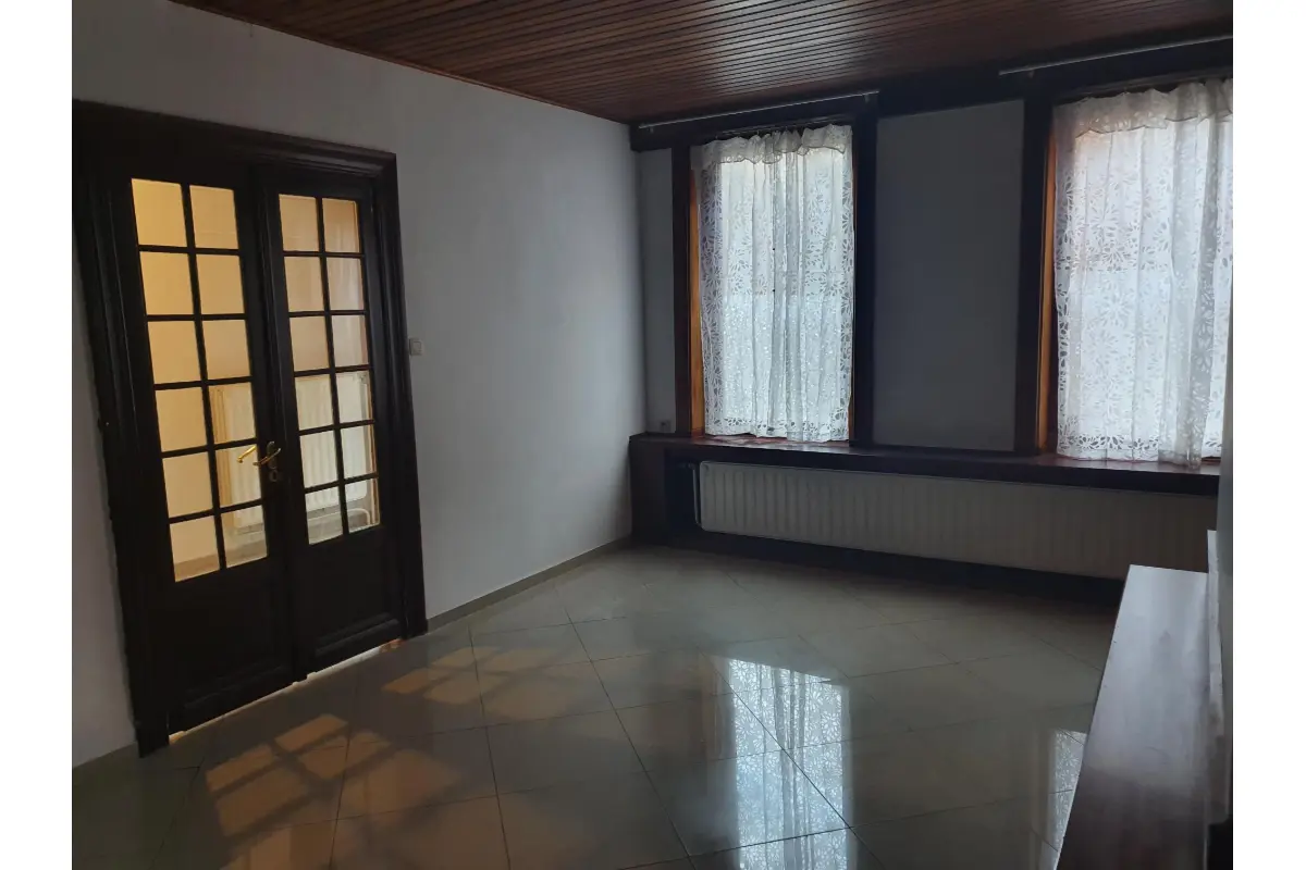 Maison à louer à Lodelinsart 6042 950.00€ 3 chambres 170.00m² - annonce 649741