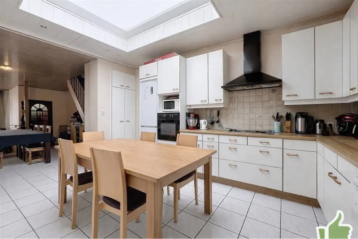 Maison à vendre à Mouscron 7700 179900.00€ 4 chambres 136.00m² - annonce 649749