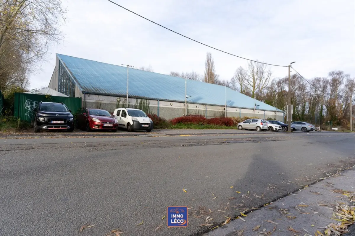 Maison à vendre à Mouscron 7700 1240000.00€  chambres 1376.00m² - annonce 649578