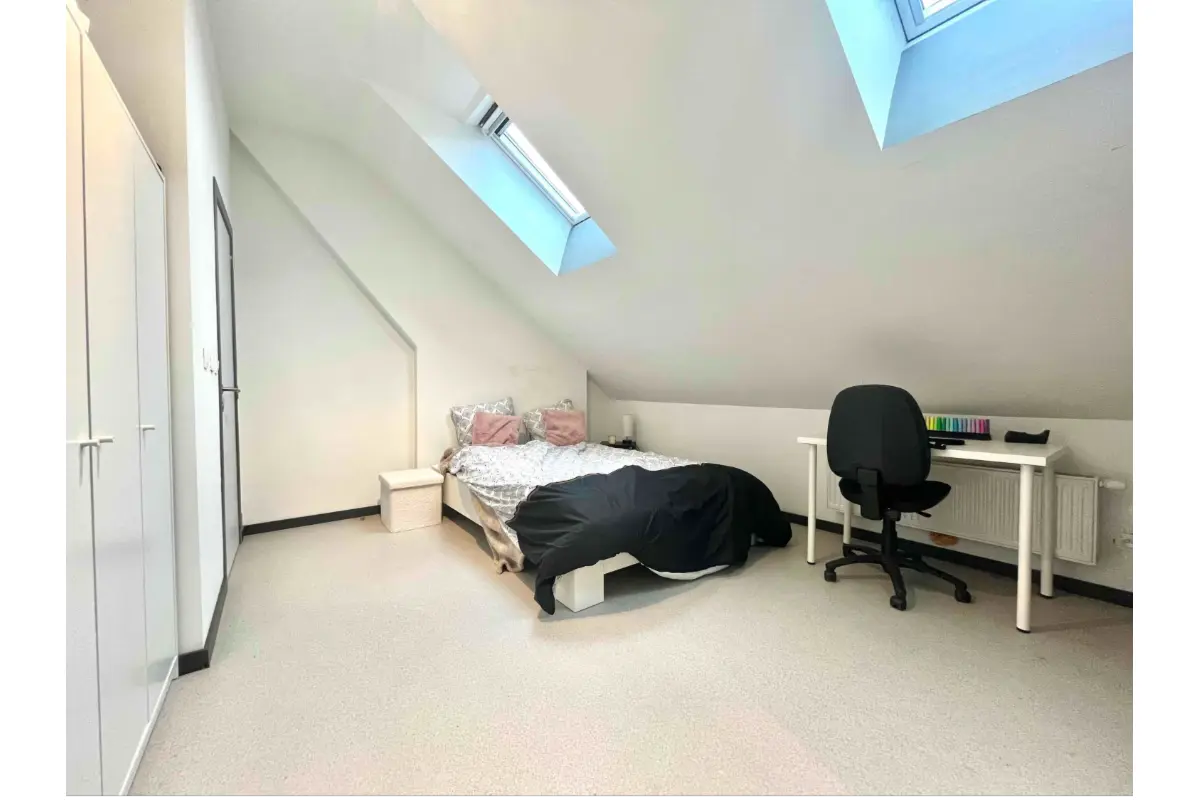 Appartement à louer à Montignies-sur-Sambre 6061 475.00€ 1 chambres 167.00m² - annonce 649732