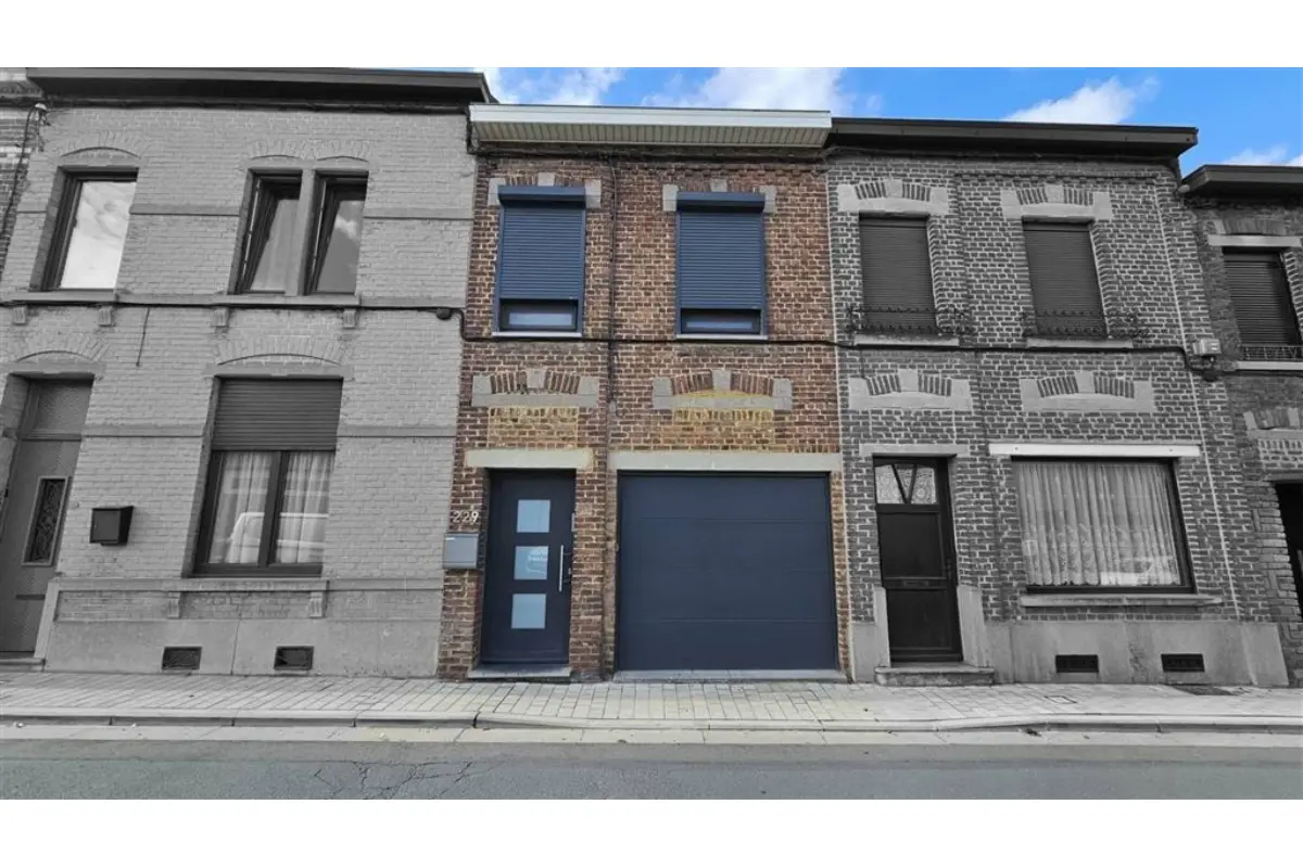 Maison à vendre à Jemappes 7012 175000.00€ 3 chambres 187.00m² - annonce 649769