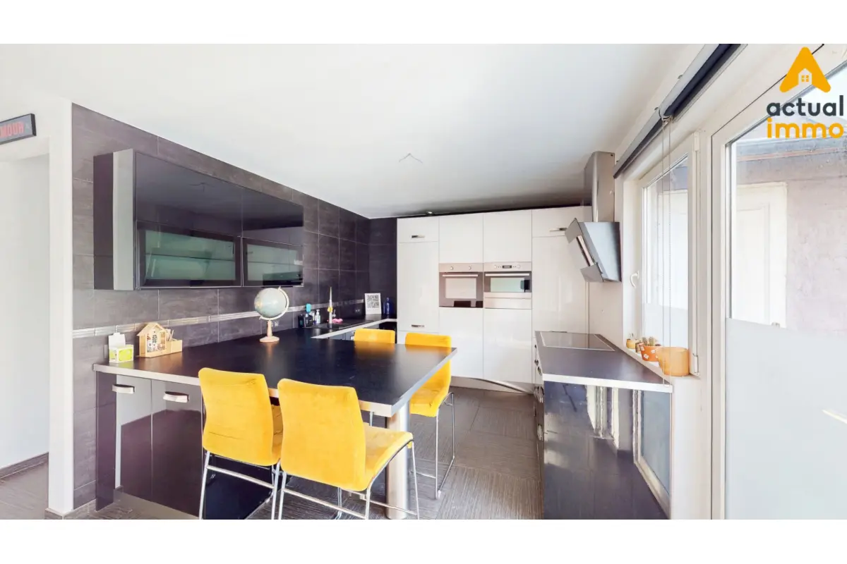 Appartement à  à La Louvière 7100 185000.00€ 3 chambres m² - annonce 650023