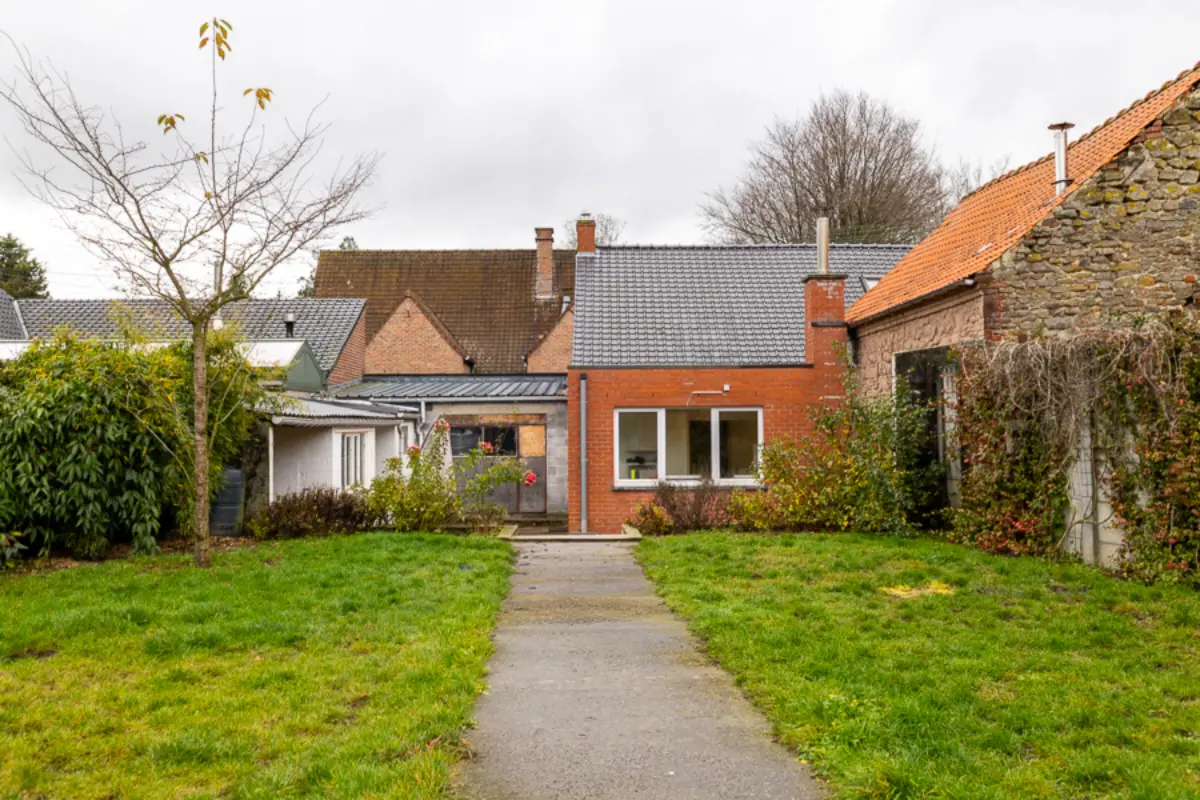 Maison à vendre à Roucourt 7601 235000.00€ 3 chambres 118.00m² - annonce 651641