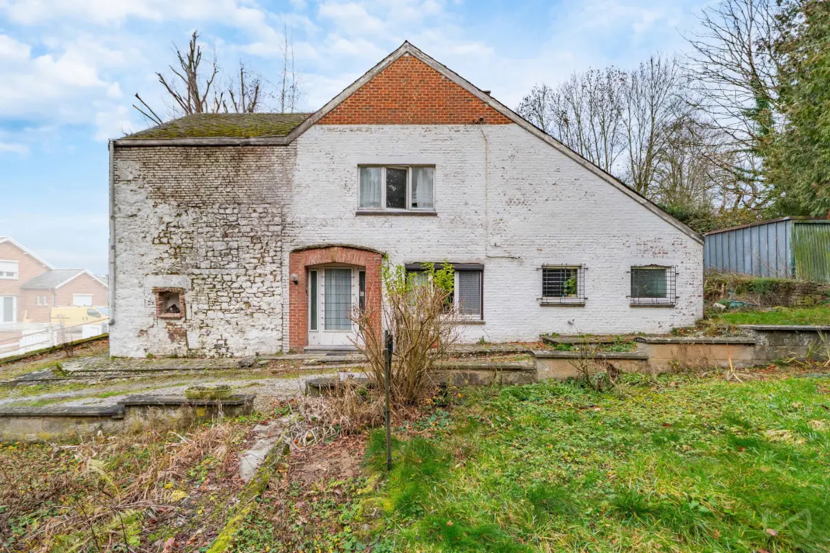 Villa à vendre à Cour-sur-Heure 6120 157000.00€ 3 chambres 128.00m² - annonce 748463