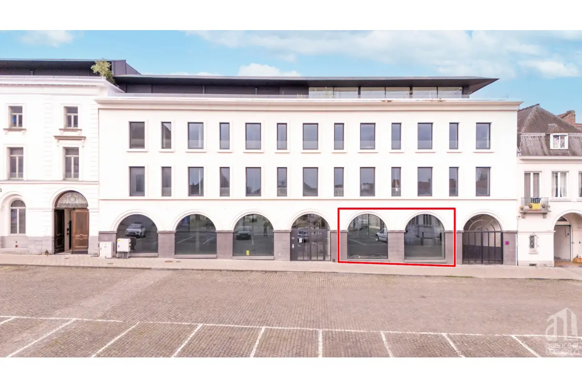 Commerce à vendre à Tournai 7500 425500.00€  chambres 184.00m² - annonce 652025