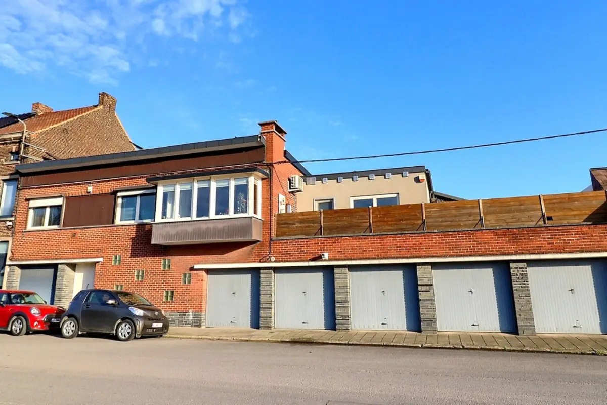 Appartement à vendre à Roux 6044 199000.00€ 2 chambres 100.00m² - annonce 748464