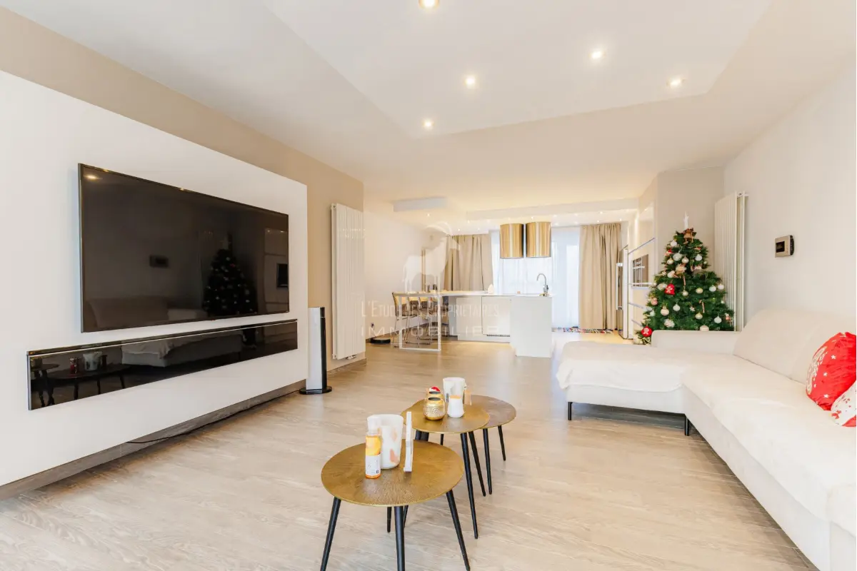 Maison à vendre à La Louvière 7100 299999.00€ 3 chambres 233.00m² - annonce 652046