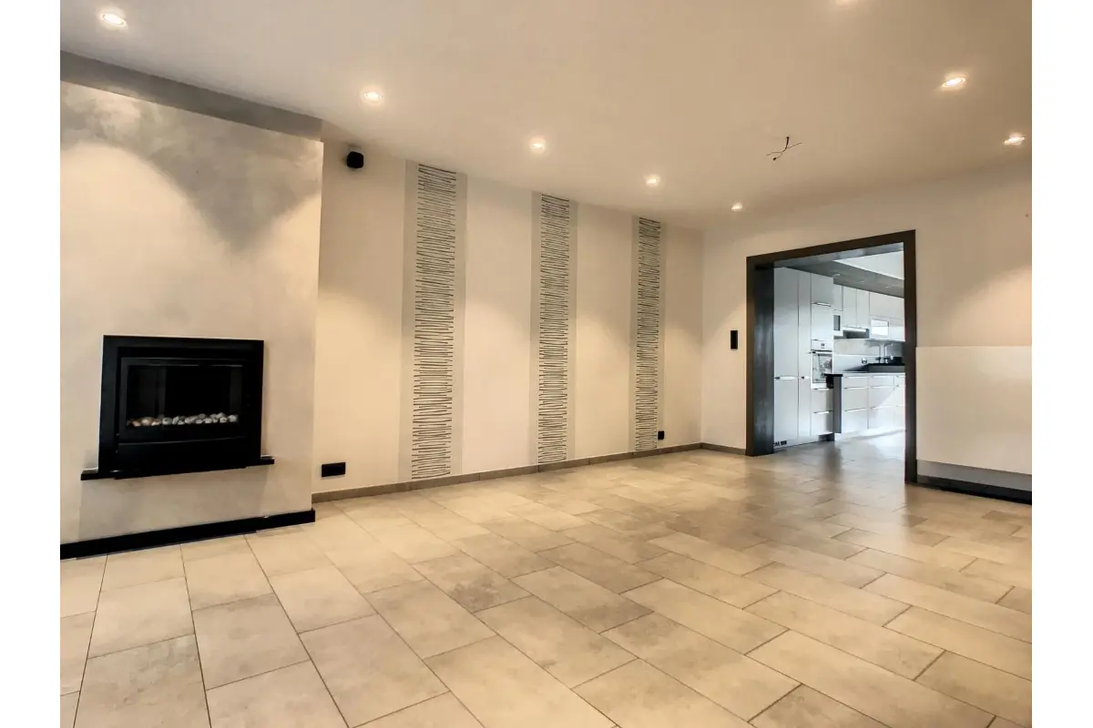 Maison à louer à Mouscron 7700 780.00€ 2 chambres 125.00m² - annonce 651861