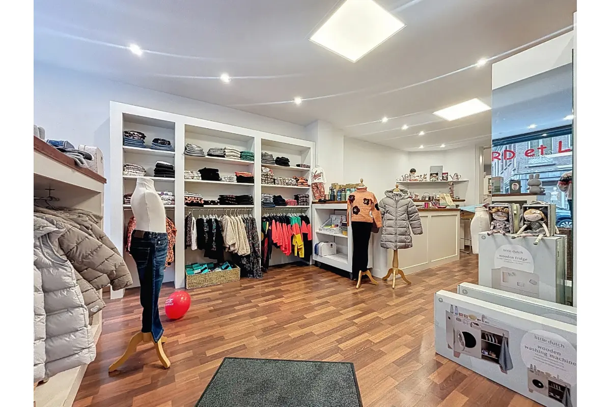 Commerce à louer à Tournai 7500 600.00€  chambres 40.00m² - annonce 651862