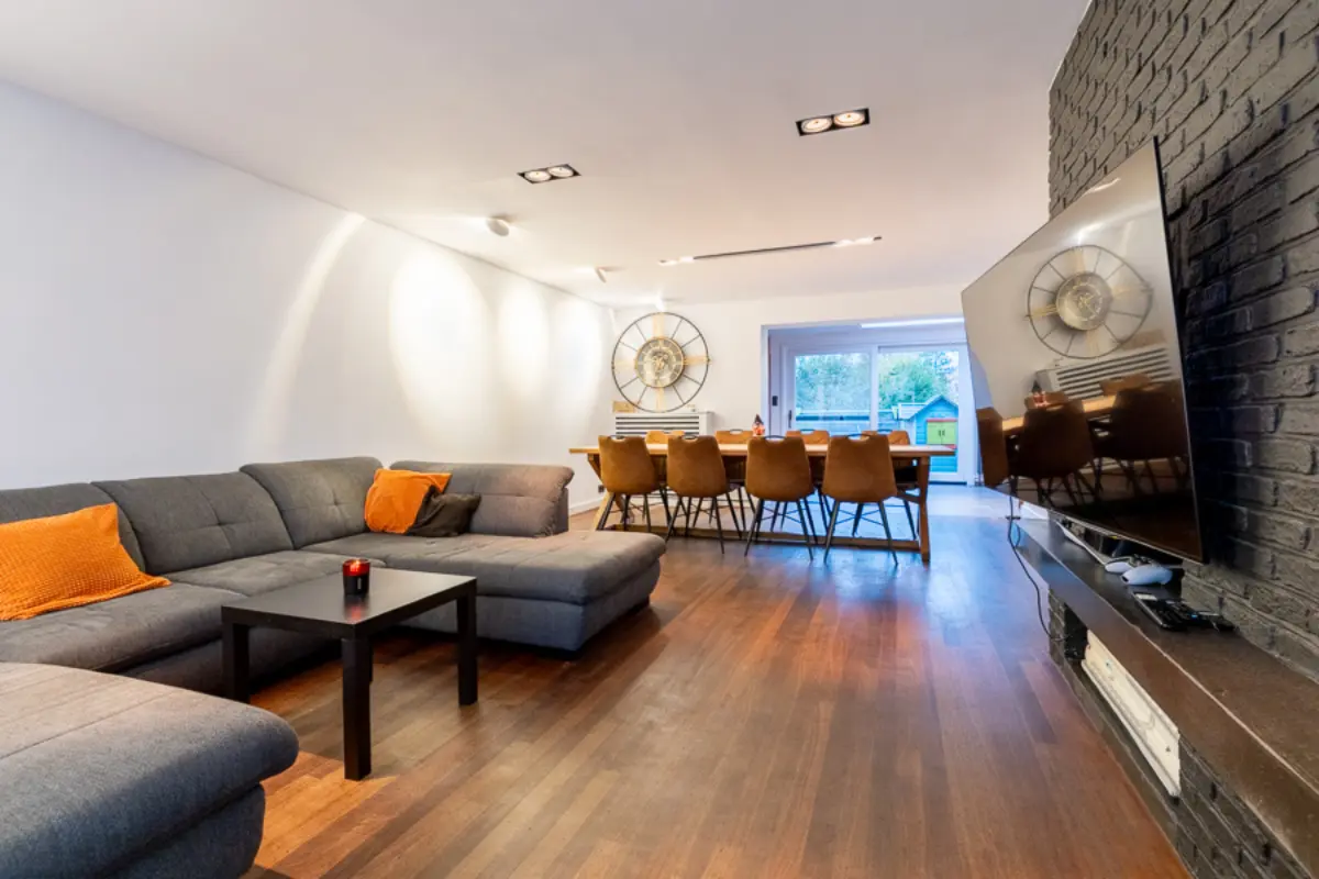 Maison à vendre à Mouscron 7700 279000.00€ 4 chambres 212.00m² - annonce 652494