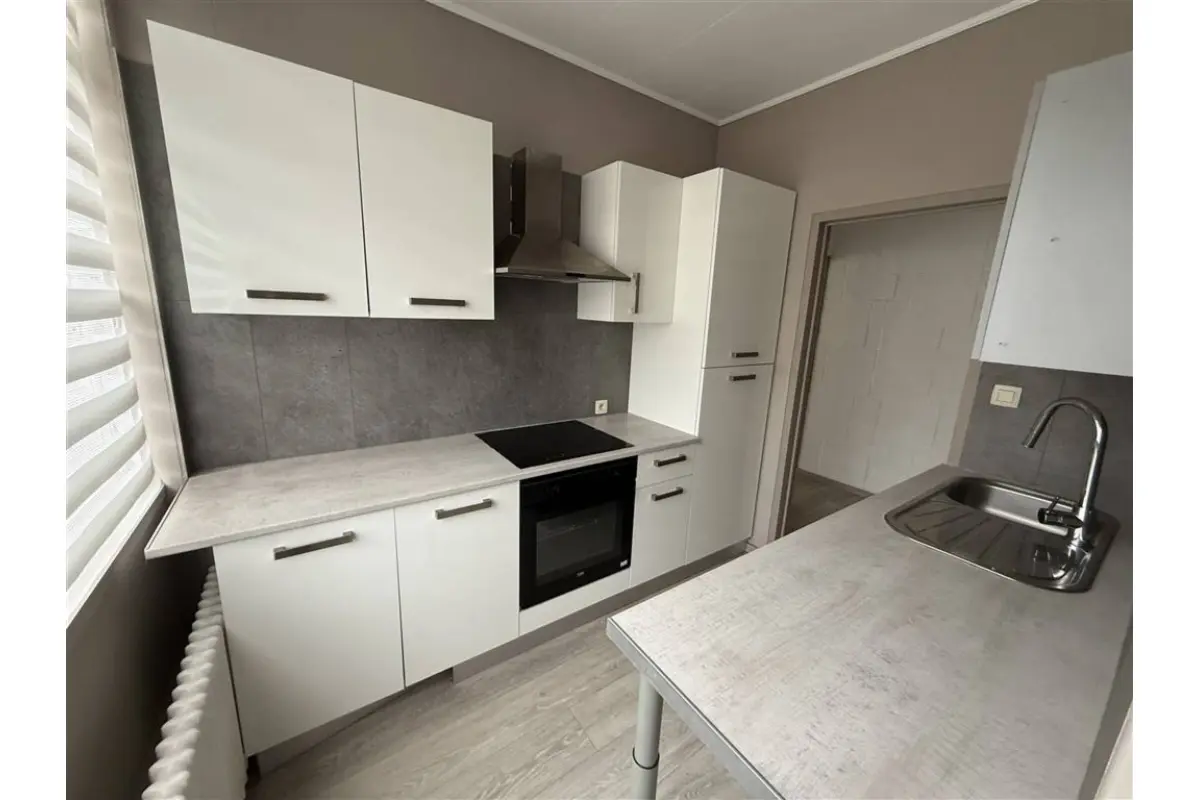 Appartement à louer à Charleroi 6000 790.00€ 1 chambres 67.00m² - annonce 652502