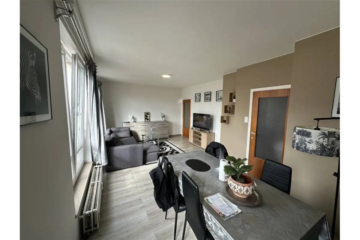 Appartement à louer à Charleroi 6000 600.00€ 1 chambres 60.00m² - annonce 652504