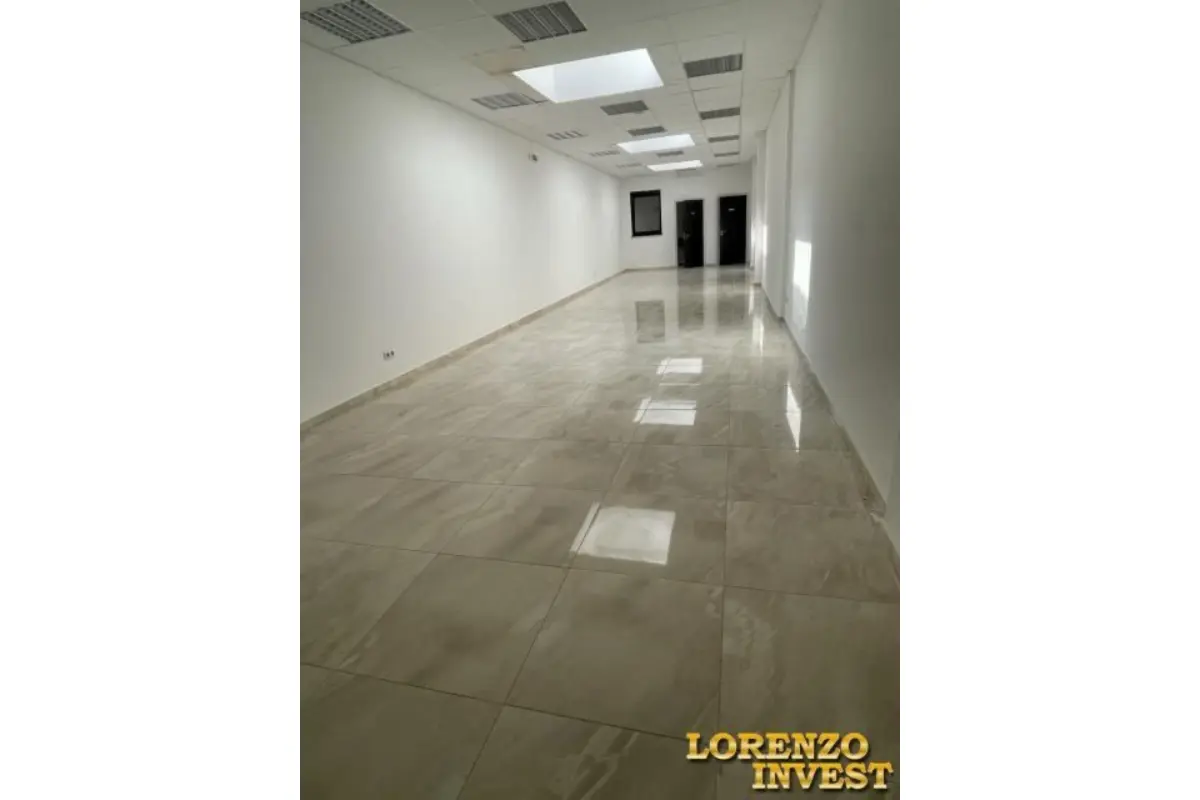 Commerce à vendre à La Louvière 7100 99000.00€ 0 chambres m² - annonce 652381