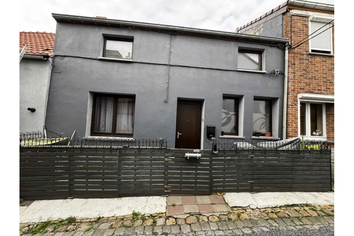 Maison à vendre à Quaregnon 7390 120000.00€ 1 chambres 79.00m² - annonce 680949