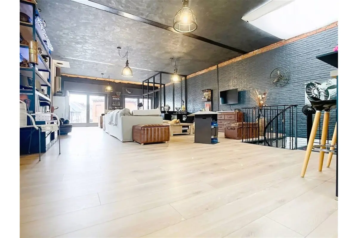 Commerce à vendre à Mouscron 7700 420000.00€ 2 chambres 500.00m² - annonce 652631