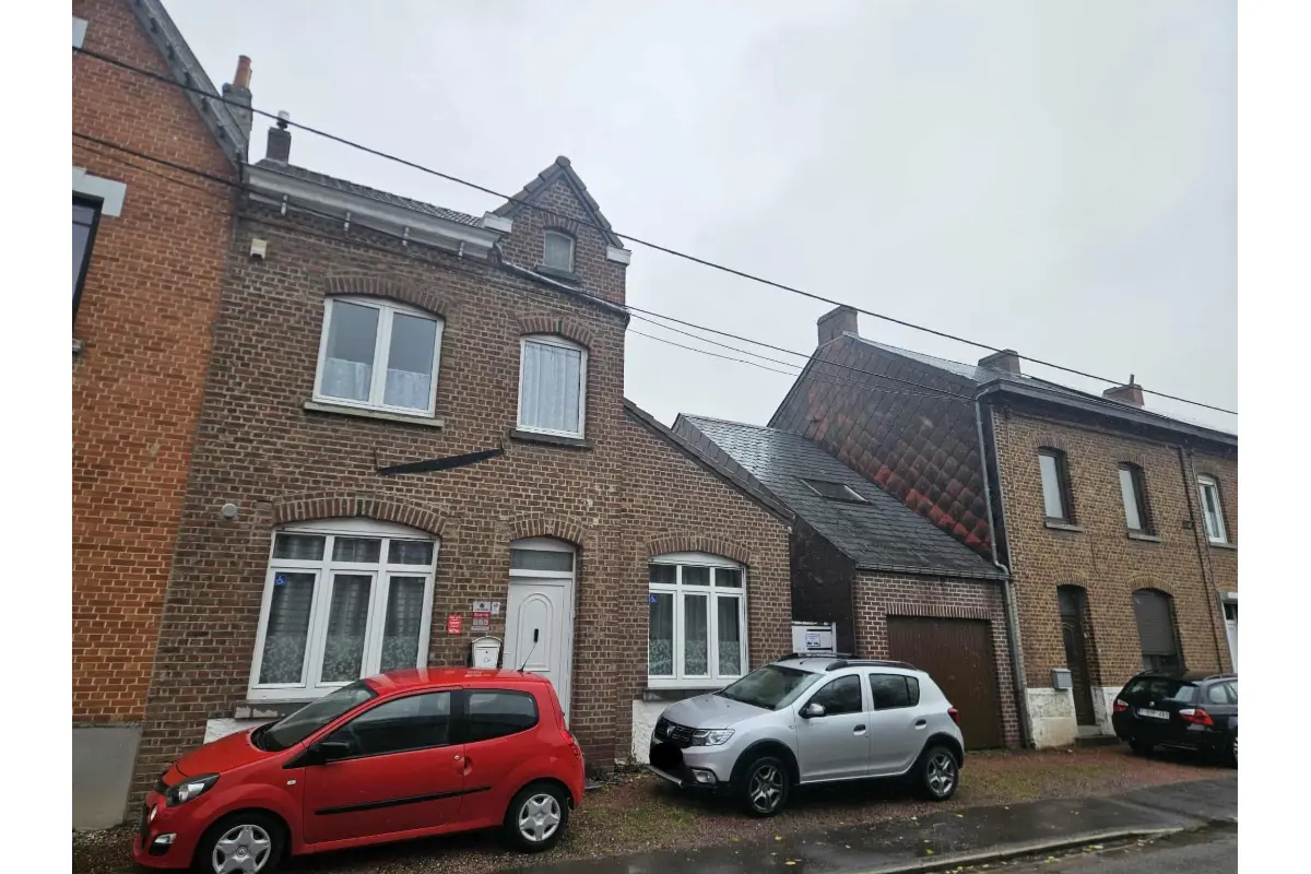 Maison à vendre à Solre-sur-Sambre 6560 180000.00€ 2 chambres m² - annonce 652764