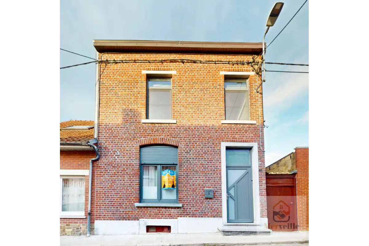 Maison à louer à Morlanwelz 7140 950.00€ 3 chambres 279.00m² - annonce 653561