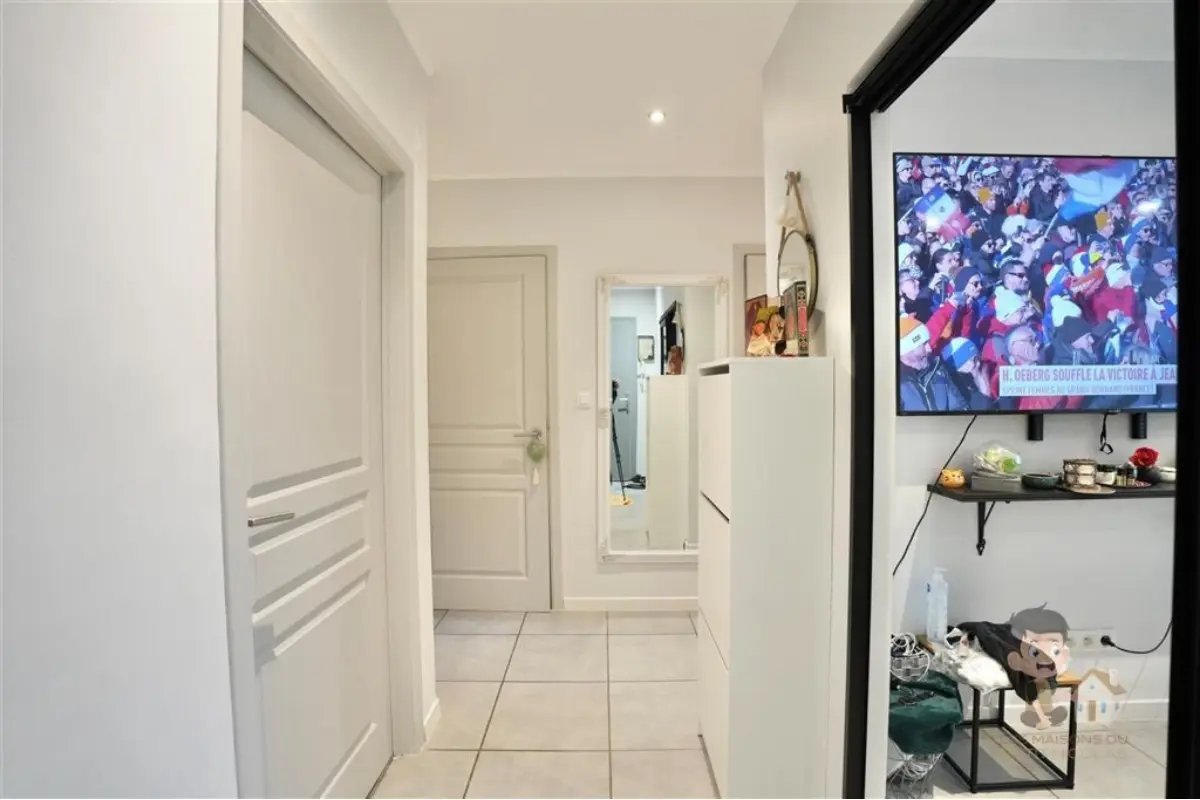 Appartement à  à Châtelet 6200 130000.00€ 2 chambres 75.00m² - annonce 653311