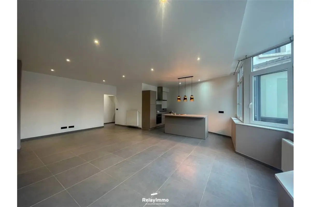 Appartement à louer à Tournai 7500 850.00€ 2 chambres 90.00m² - annonce 653913