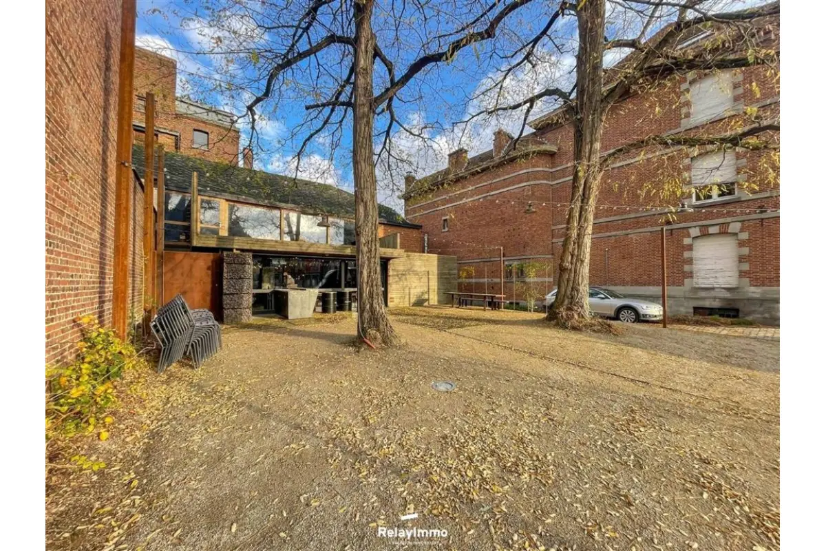 Commerce à vendre à Tournai 7500 90000.00€  chambres 200.00m² - annonce 654734