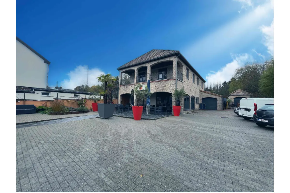 Maison à vendre à Jumet 6040 475000.00€ 4 chambres 147.00m² - annonce 655540