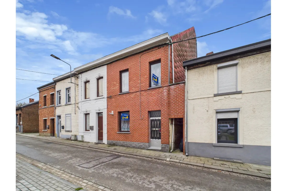 Maison à vendre à Houdeng-Aimeries 7110 179000.00€ 3 chambres 166.00m² - annonce 655793