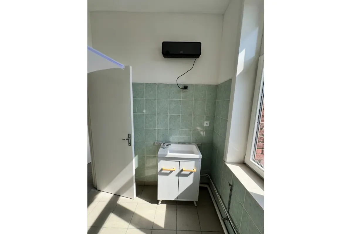 Appartement à  à Bon-Secours 7603 98000.00€ 2 chambres 77.00m² - annonce 656137