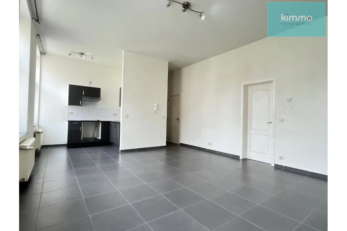 Appartement à louer à Charleroi 6000 570.00€ 1 chambres 64.00m² - annonce 656380