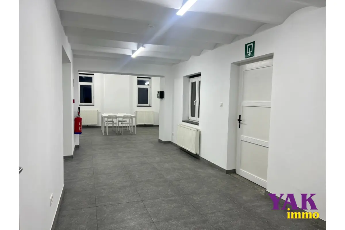 Commerce à louer à Charleroi 6000 600.00€  chambres 80.00m² - annonce 656887