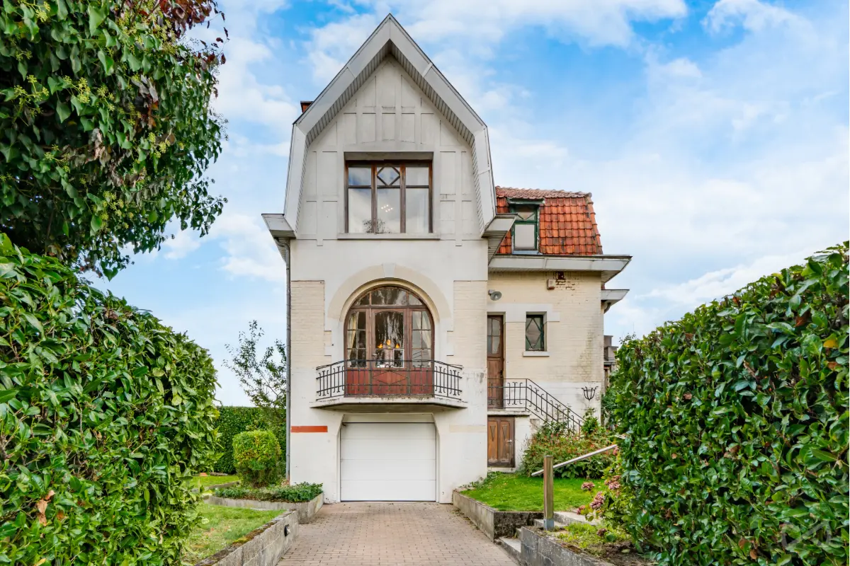 Maison de maître à vendre à Leuze-en-Hainaut 7900 250000.00€ 3 chambres 163.00m² - annonce 657750