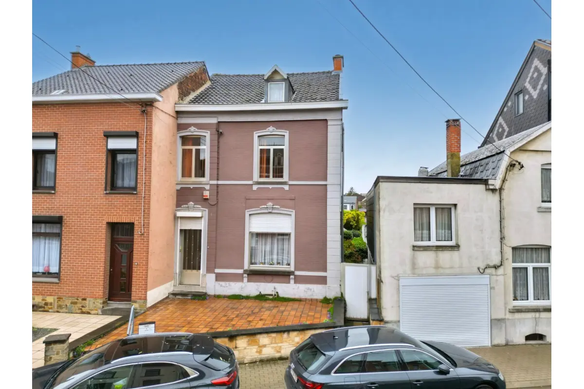 Maison à vendre à Aiseau-Presles 6250 159000.00€ 3 chambres 130.00m² - annonce 658133