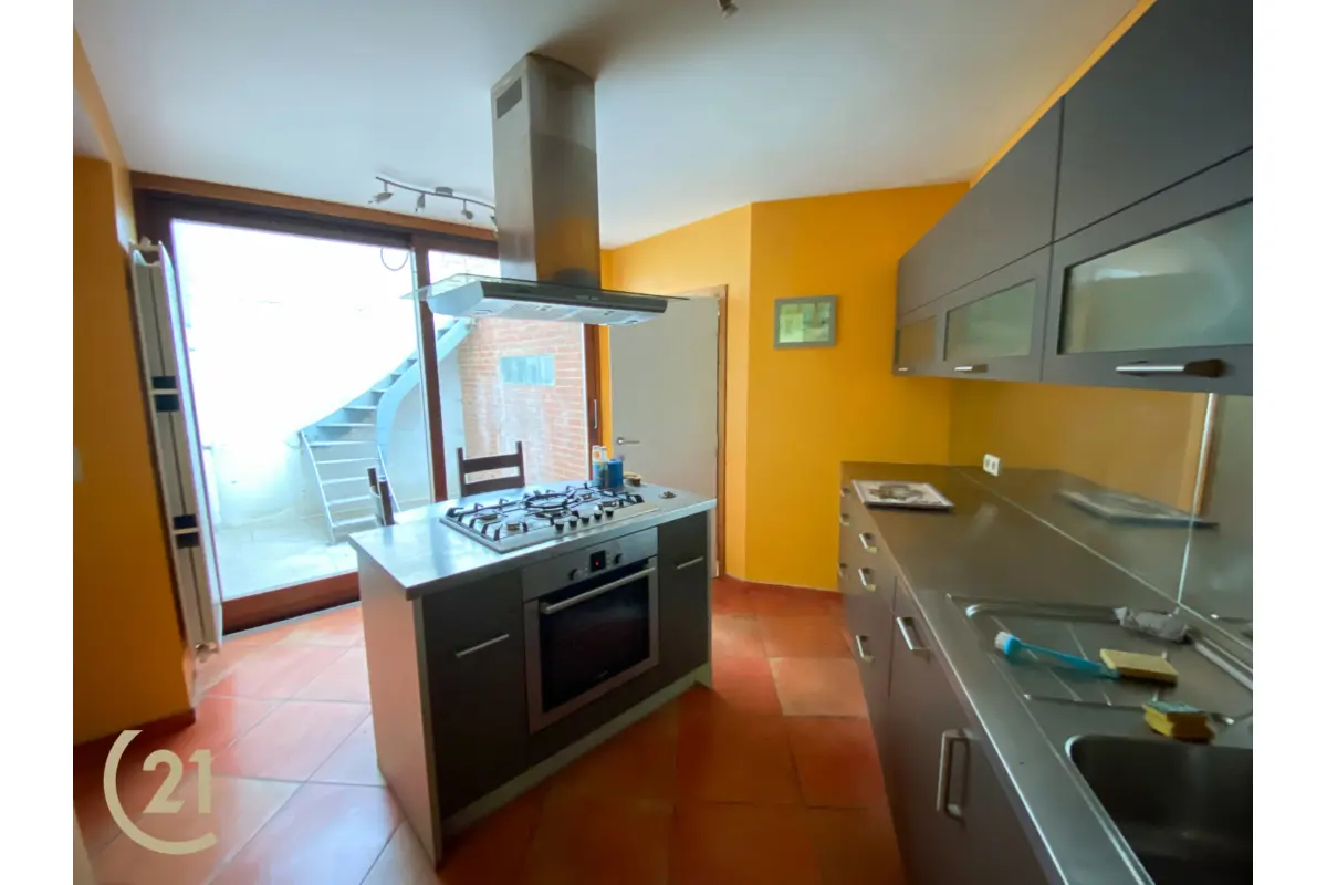 Appartement à louer à Tournai 7500 850.00€ 2 chambres 80.00m² - annonce 657784