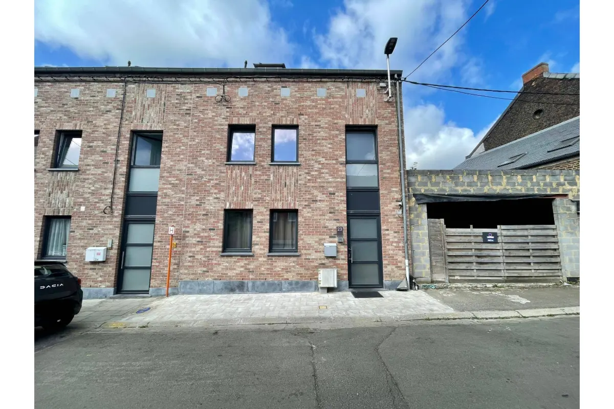 Maison à vendre à Bois-d'Haine 7170 252500.00€ 5 chambres 202.00m² - annonce 659228