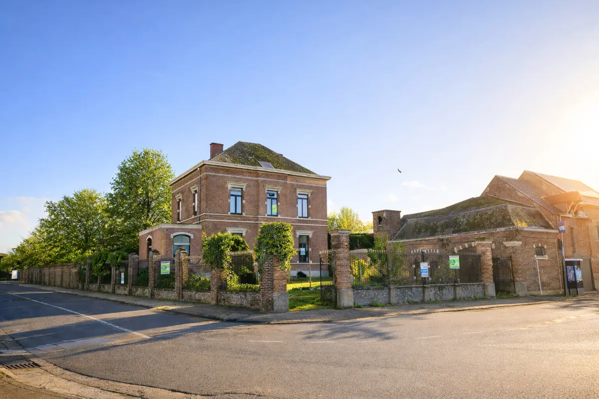 Maison à vendre à Celles 7760 350000.00€ 5 chambres 374.00m² - annonce 695606