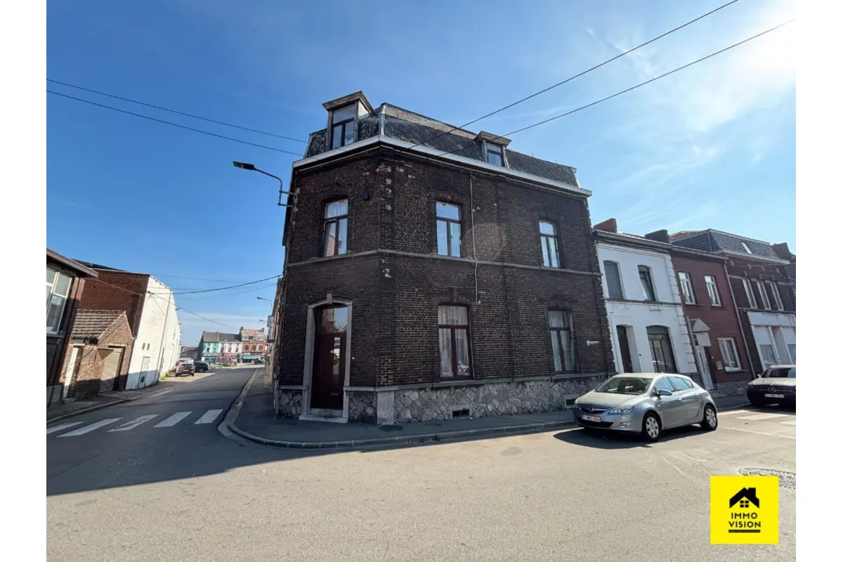 Maison à vendre à Gilly 6060 135000.00€ 3 chambres 170.00m² - annonce 659359