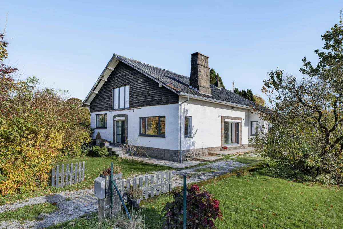 Villa à  à Walcourt 5650 337000.00€ 4 chambres 300.00m² - annonce 660423