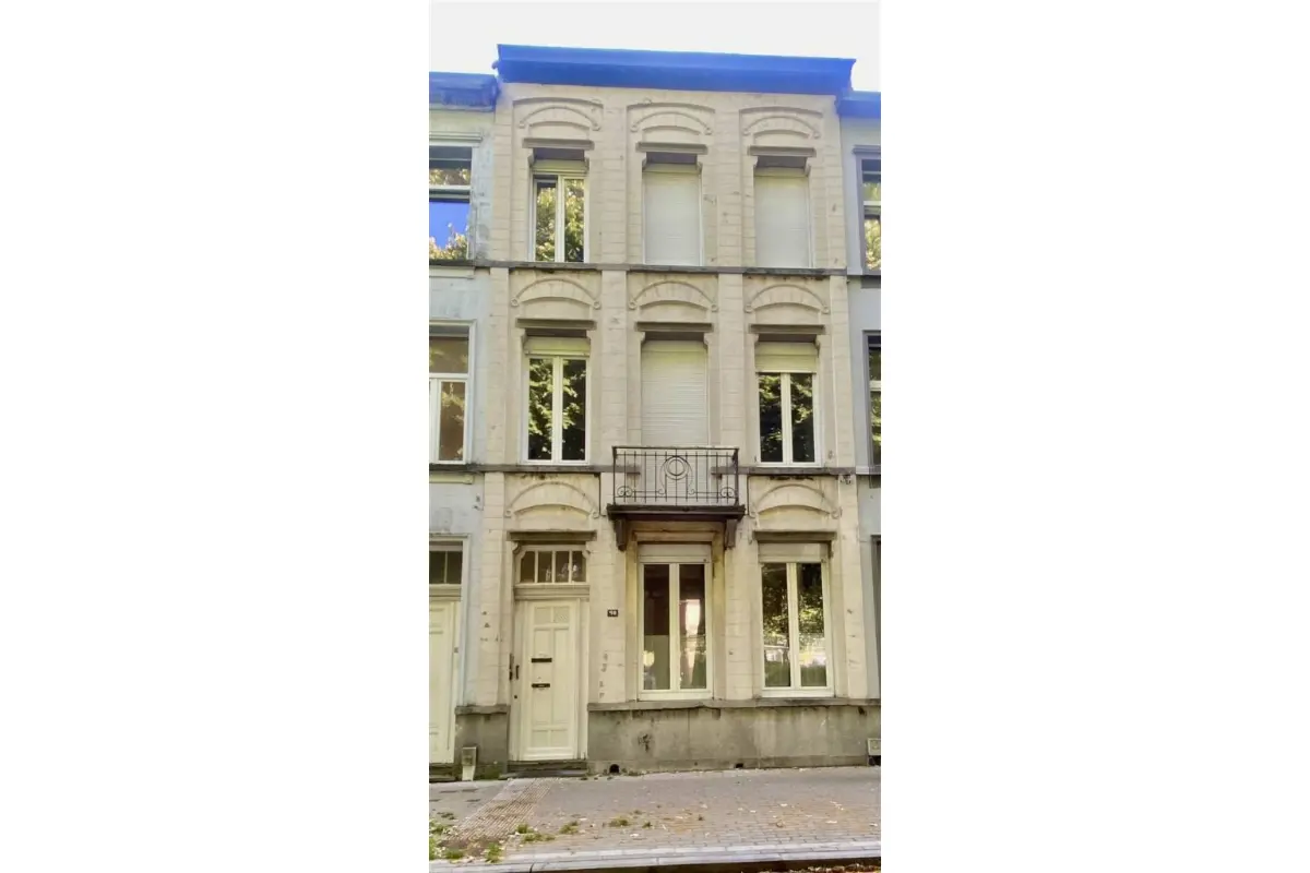 Immeuble de rapport - Immeuble à appartement à vendre à Tournai 7500 255000.00€ 3 chambres m² - annonce 660213