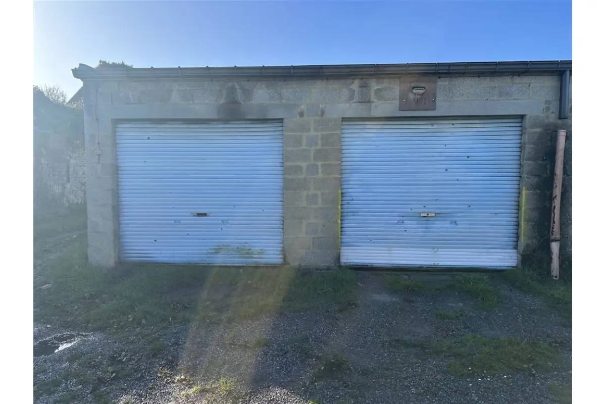 Parking / garage à louer à Gilly 6060 200.00€  chambres m² - annonce 661599