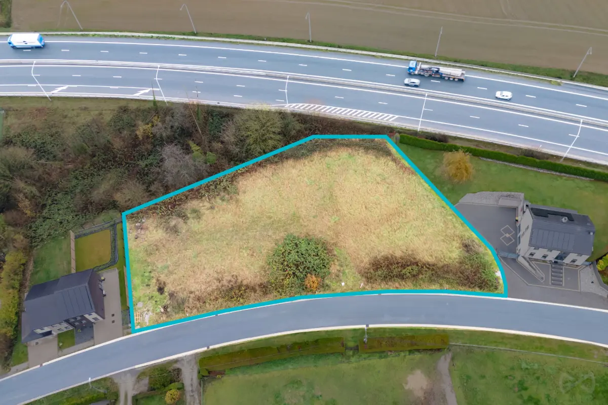 Terrain à bâtir à  à Laneffe 5651 342000.00€  chambres m² - annonce 661735