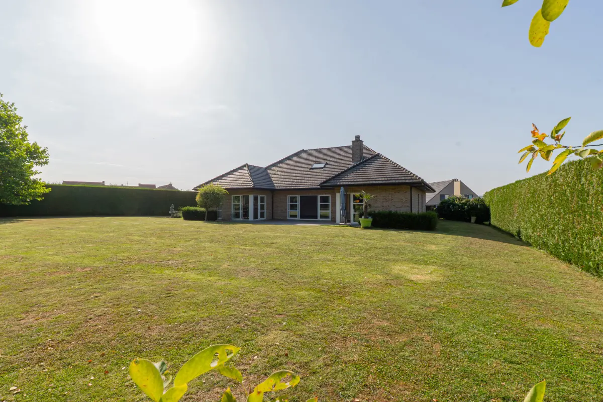 Maison à vendre à Mouscron 7700 0.00€ 4 chambres 325.00m² - annonce 661381