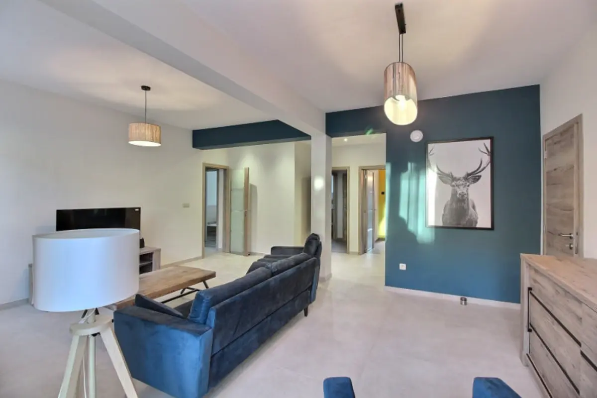 Appartement à louer à Charleroi 6000 545.00€ 4 chambres 150.00m² - annonce 662521