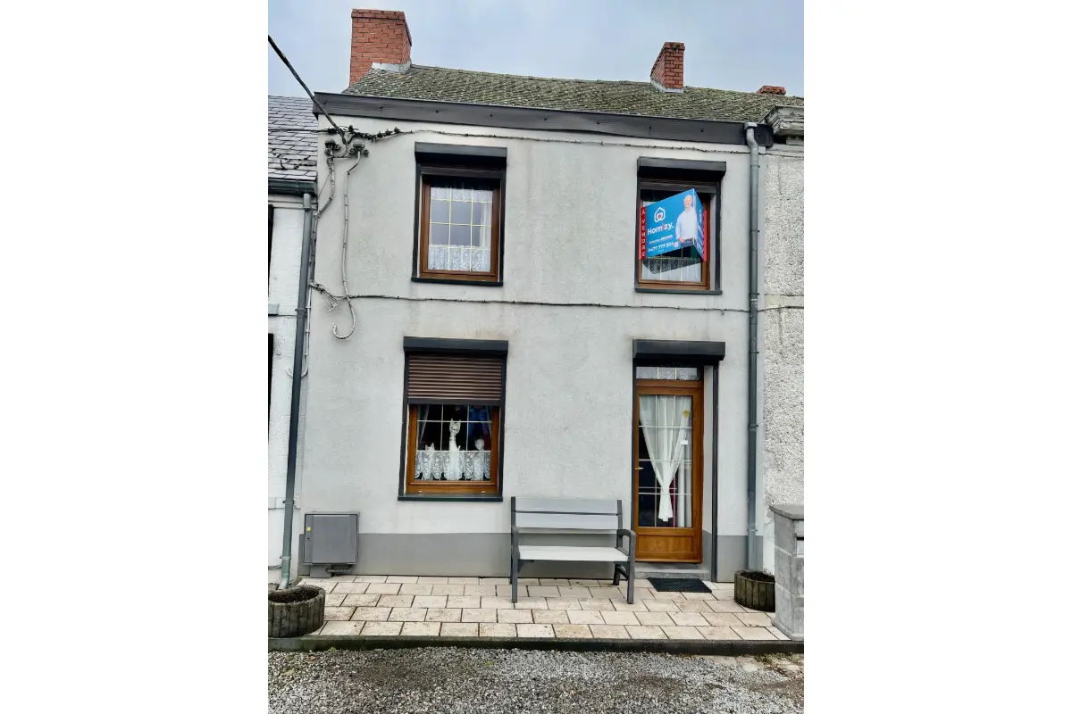 Maison à vendre à Thuin 6530 157000.00€ 3 chambres 99.00m² - annonce 662409