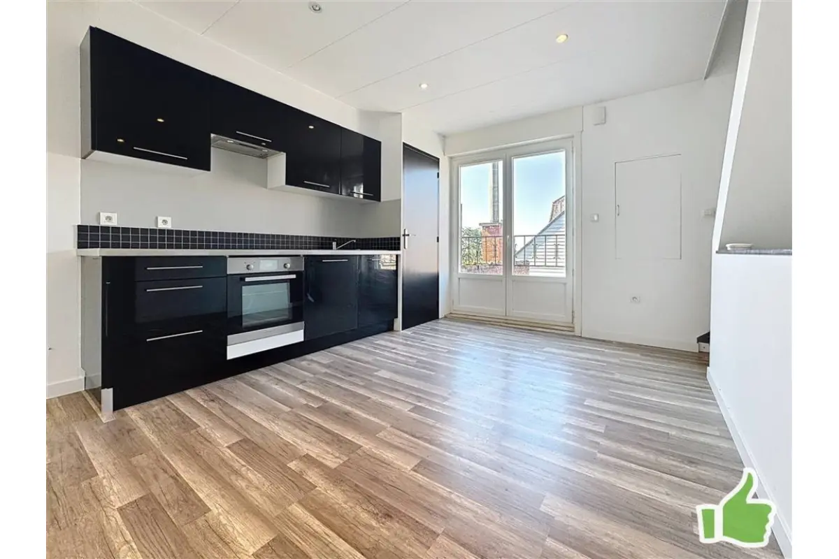 Appartement à vendre à Mouscron 7700 129000.00€ 1 chambres 58.00m² - annonce 662212