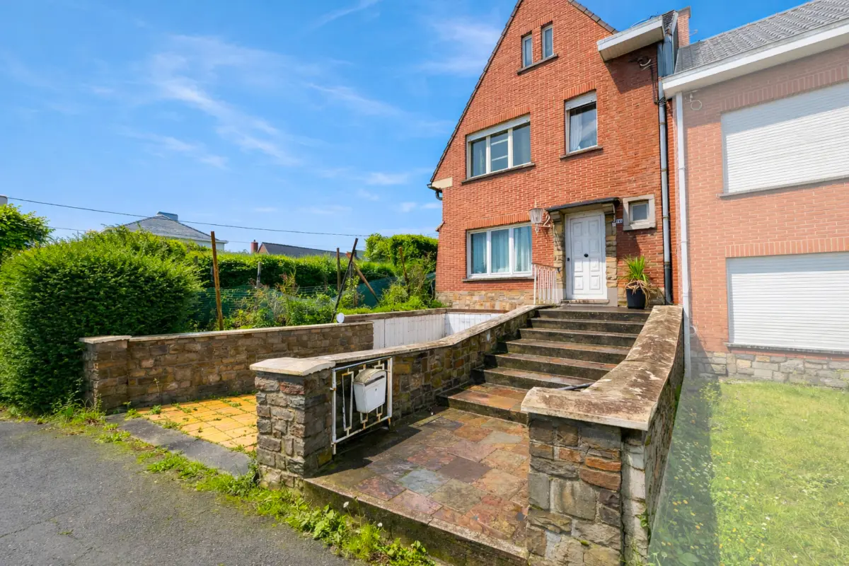 Maison à vendre à Luingne 7700 179000.00€ 3 chambres 130.00m² - annonce 663685