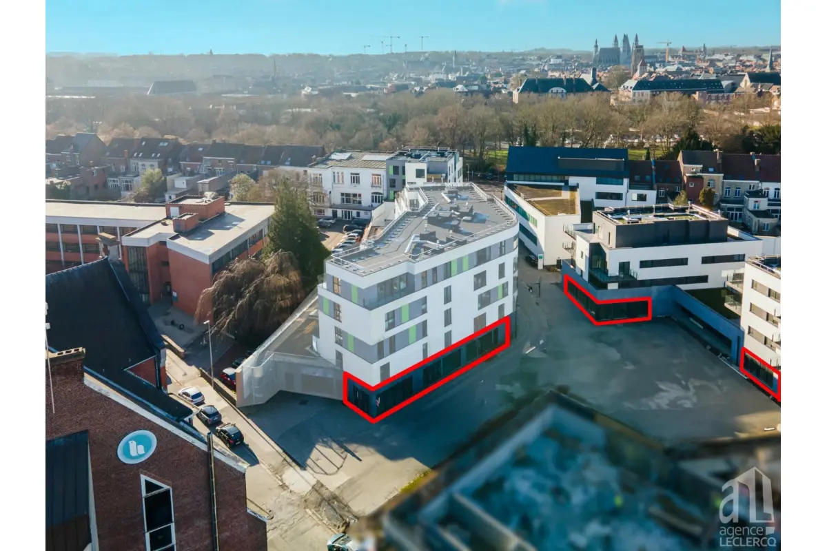 Commerce à  à Tournai 7500 272300.00€  chambres 169.00m² - annonce 664032
