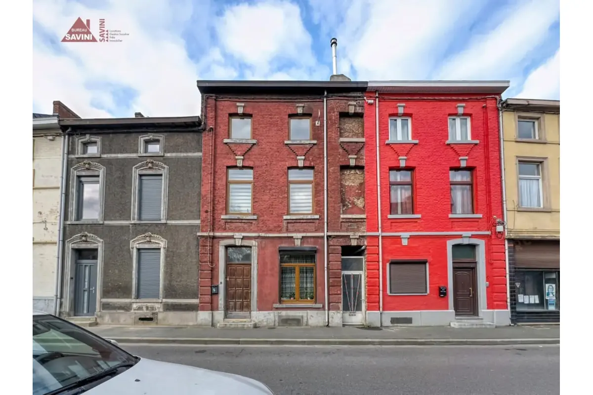 Maison à vendre à Monceau-sur-Sambre 6031 179000.00€ 6 chambres 185.00m² - annonce 663673