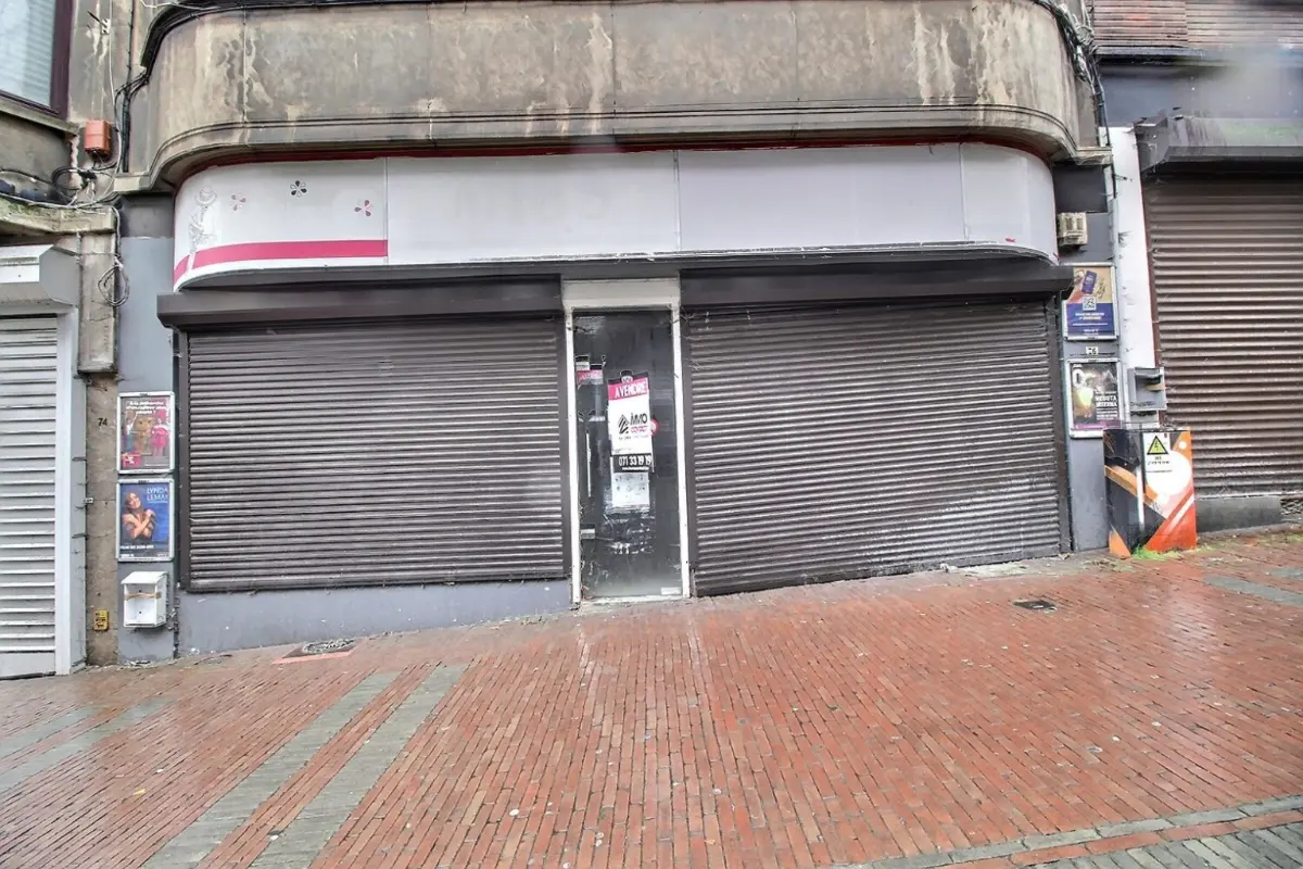 Commerce à vendre à Charleroi 6000 59000.00€  chambres 55.00m² - annonce 663738