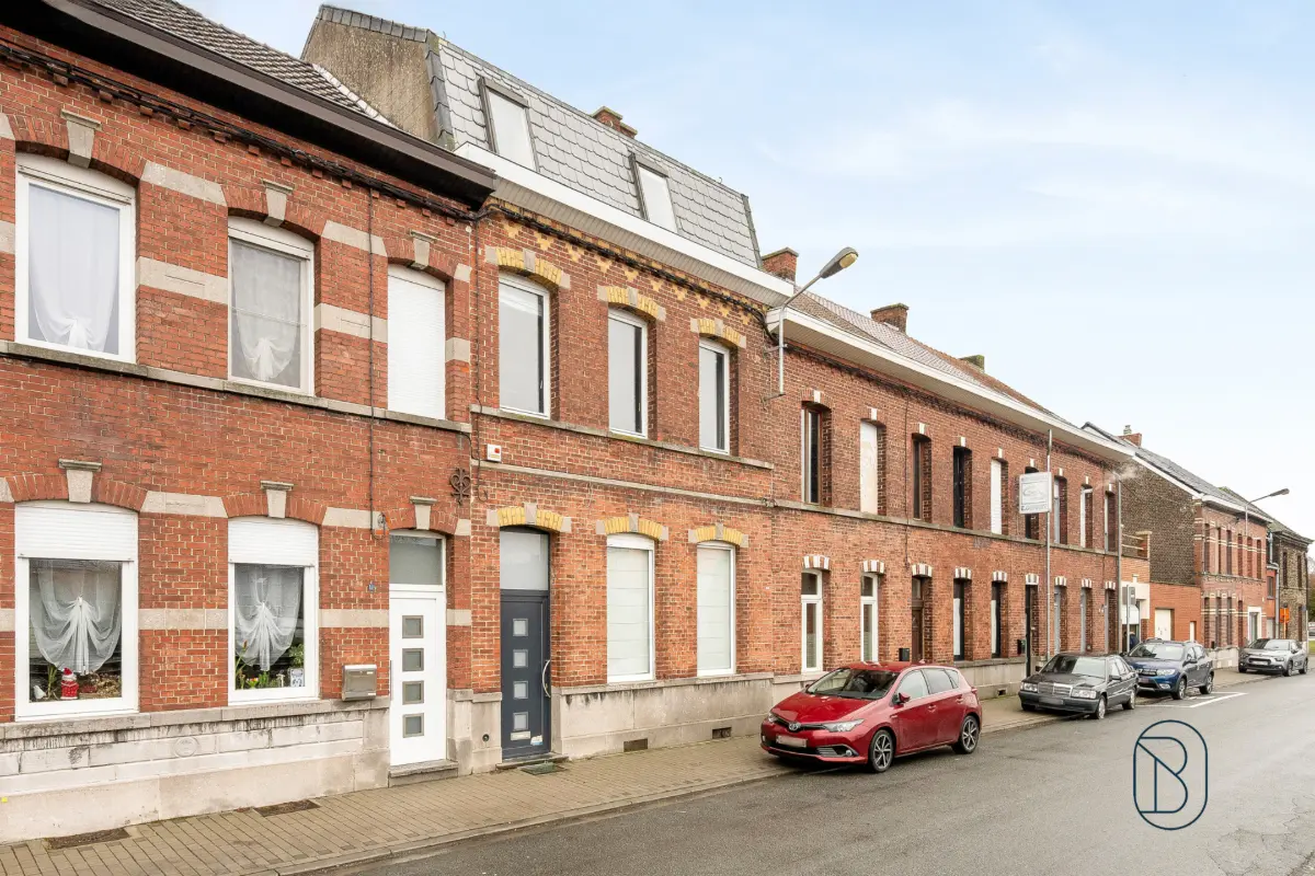 Maison de maître à vendre à Péruwelz 7600 269000.00€ 5 chambres 209.00m² - annonce 664753