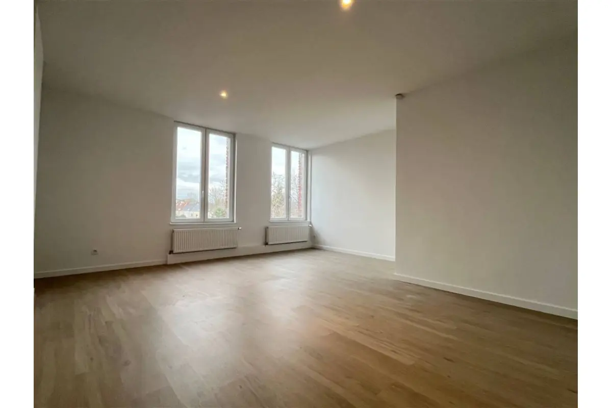 Appartement à louer à Tournai 7500 975.00€ 3 chambres 137.00m² - annonce 664565